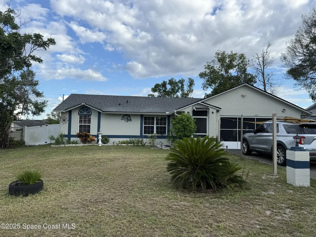 1929 Lynn River Drive Deltona FL 32738
