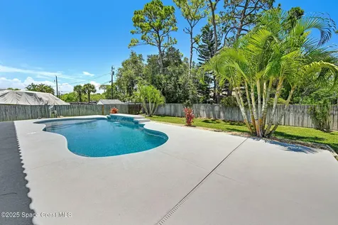 1740 Fowler Drive Merritt Island FL 32952