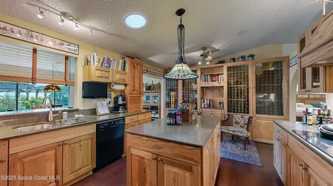 18 Magruder Avenue Rockledge FL 32955