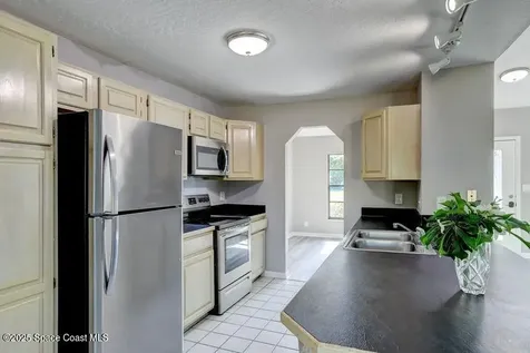 123 Friar Court Sebastian FL 32958