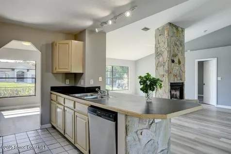 123 Friar Court Sebastian FL 32958