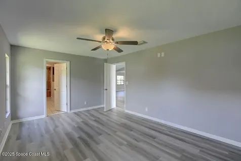 123 Friar Court Sebastian FL 32958