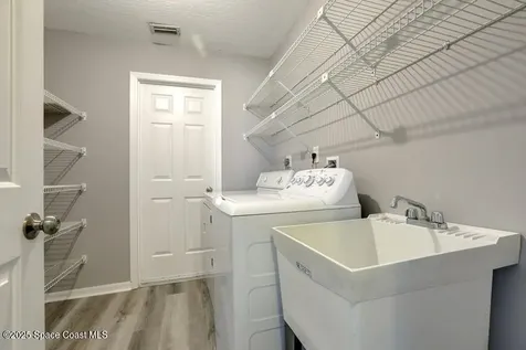 123 Friar Court Sebastian FL 32958