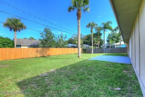 123 Friar Court Sebastian FL 32958