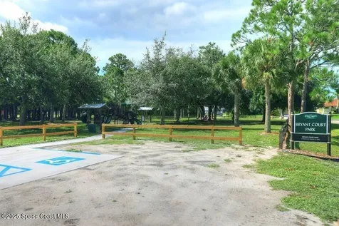 123 Friar Court Sebastian FL 32958