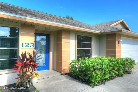 123 Friar Court Sebastian FL 32958