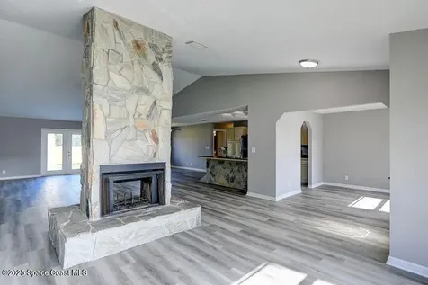 123 Friar Court Sebastian FL 32958