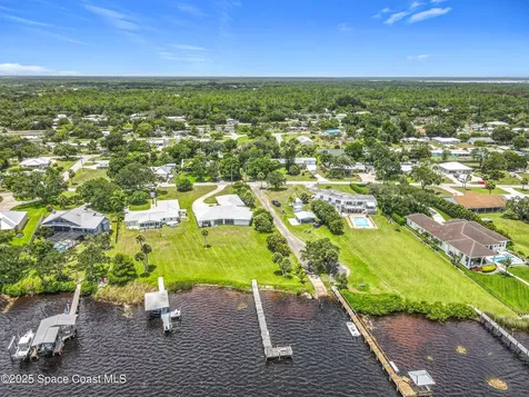 9860 Riverview Drive Sebastian FL 32976