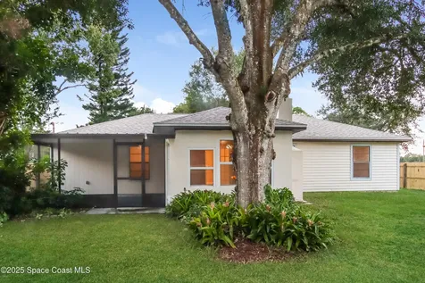 1383 Illinois Street NW Palm Bay FL 32907