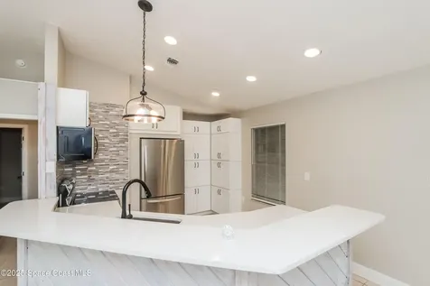 1383 Illinois Street NW Palm Bay FL 32907