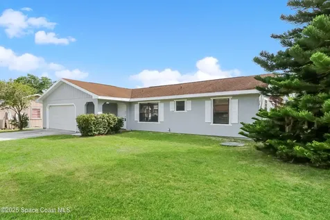 901 SE Odonnell Lane Port St. Lucie FL 34983