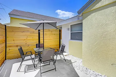 1704 Oak Street Melbourne FL 32901
