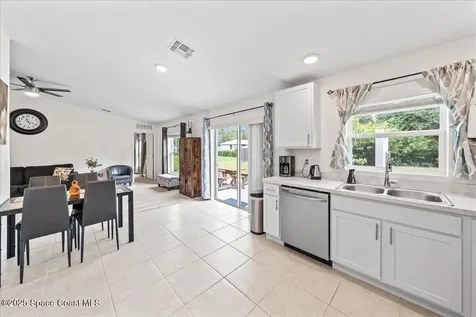 1161 Larkspur Street SE Palm Bay FL 32909