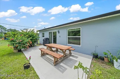 1161 Larkspur Street SE Palm Bay FL 32909