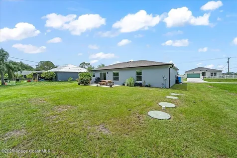 1161 Larkspur Street SE Palm Bay FL 32909