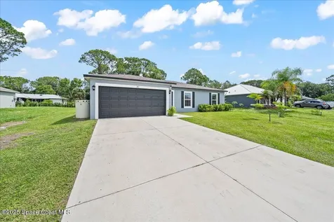 1161 Larkspur Street SE Palm Bay FL 32909