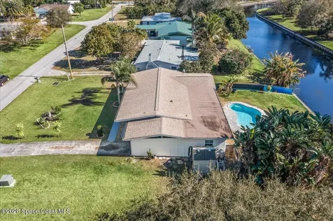 573 Wimbrow Drive Sebastian FL 32958