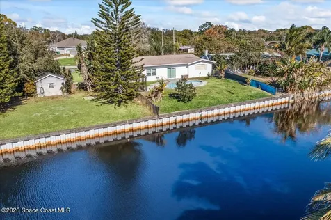573 Wimbrow Drive Sebastian FL 32958