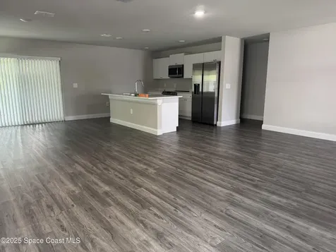 1370 Van Dyke Avenue SE Palm Bay FL 32909