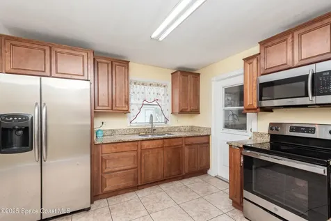15 Skyline Boulevard Merritt Island FL 32953