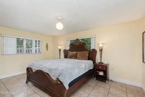 15 Skyline Boulevard Merritt Island FL 32953