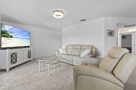1907 Aynsley Way Vero Beach FL 32966