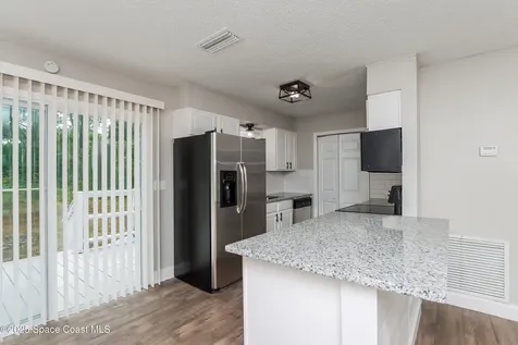 9715 79th Street Vero Beach FL 32967