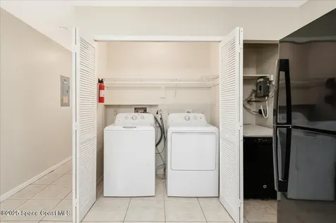 1076 Ivanhoe Street NW Palm Bay FL 32907
