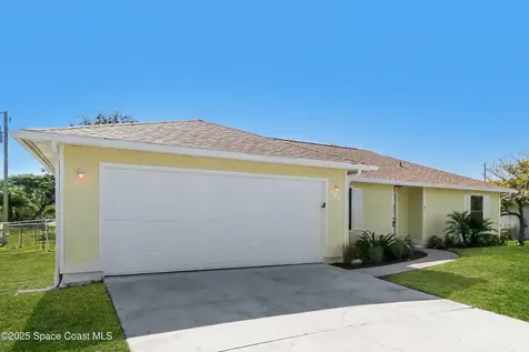 785 2nd Place SW Vero Beach FL 32962