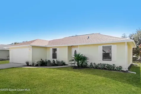 785 2nd Place SW Vero Beach FL 32962