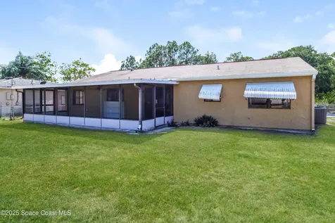 1511 Fairlee Avenue NW Palm Bay FL 32907