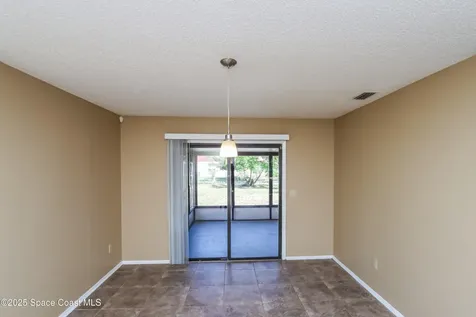 1511 Fairlee Avenue NW Palm Bay FL 32907