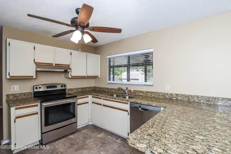 1511 Fairlee Avenue NW Palm Bay FL 32907
