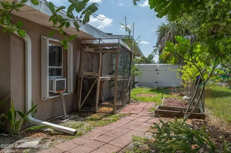 421 4th Street Merritt Island FL 32953