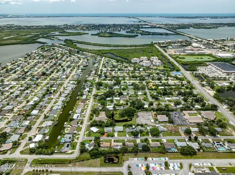 421 4th Street Merritt Island FL 32953