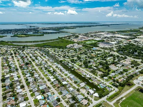 421 4th Street Merritt Island FL 32953