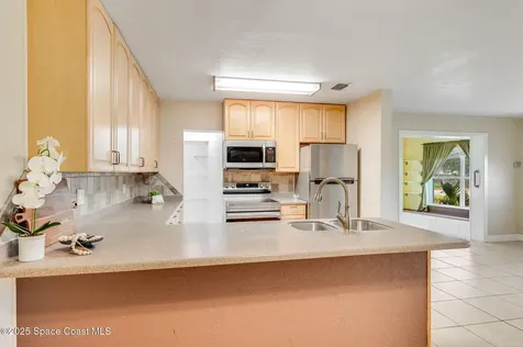 421 4th Street Merritt Island FL 32953