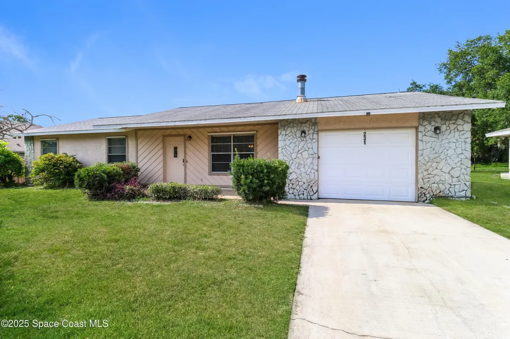 231 Bougainvillea Street NW Palm Bay FL 32907