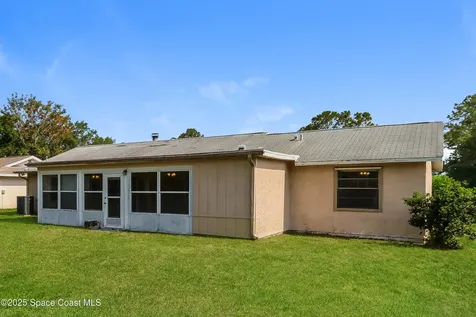 231 Bougainvillea Street NW Palm Bay FL 32907