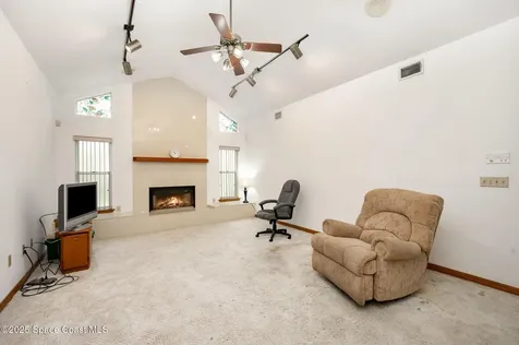 4625 Hidden Lakes Place Melbourne FL 32934
