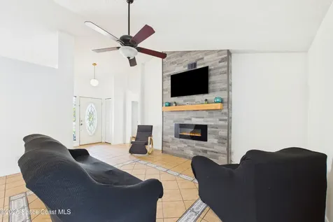 136 Emerson Drive NW Palm Bay FL 32907