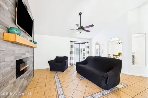 136 Emerson Drive NW Palm Bay FL 32907