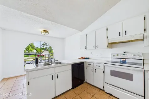 136 Emerson Drive NW Palm Bay FL 32907