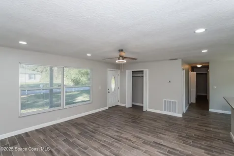 146 Okeefe Street SE Palm Bay FL 32909