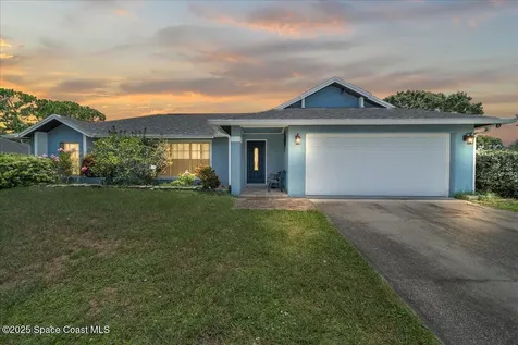 873 Ripley Terrace NE Palm Bay FL 32907