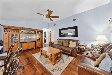 873 Ripley Terrace NE Palm Bay FL 32907