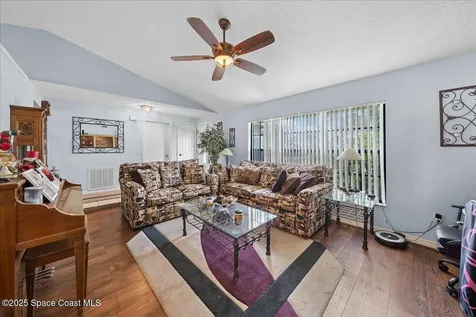 873 Ripley Terrace NE Palm Bay FL 32907