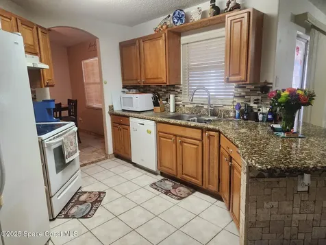 2971 SE Gabrysh Avenue SE Palm Bay FL 32909
