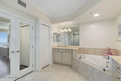 4180 N Hwy A1a Hutchinson Island FL 34949