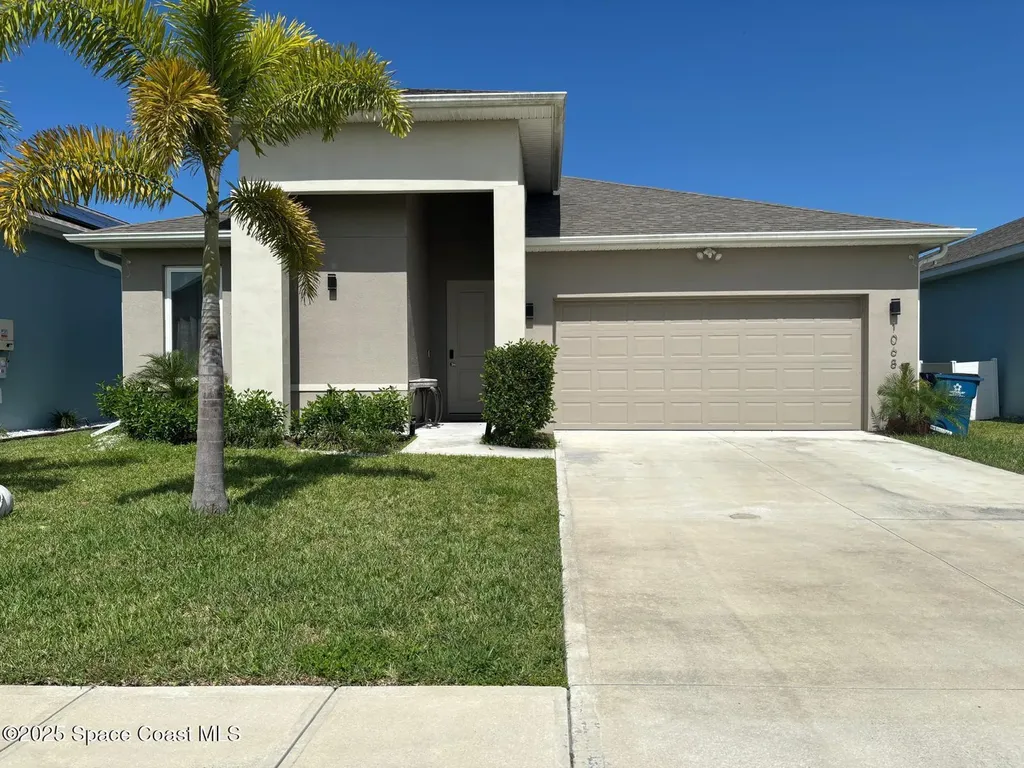 1068 Corbin Circle SW Palm Bay FL 32908